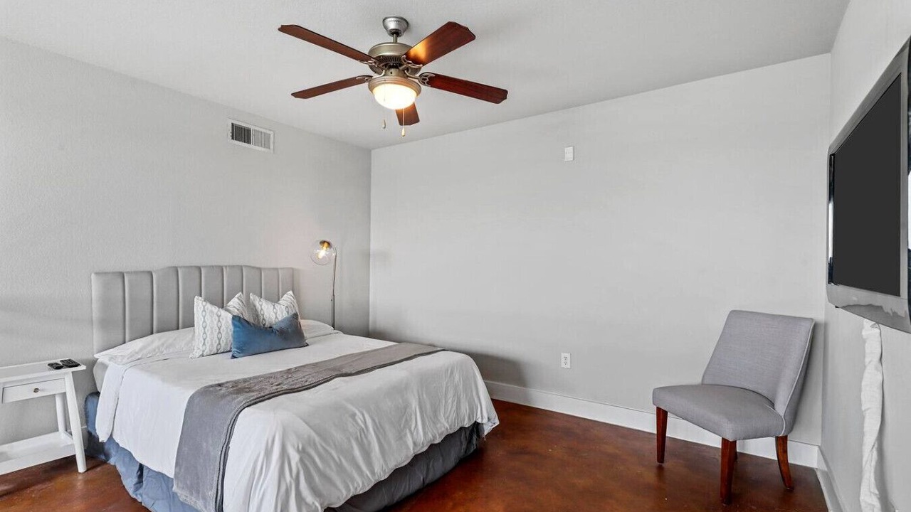 Photo of Bedroom in Downtown Fort Worth