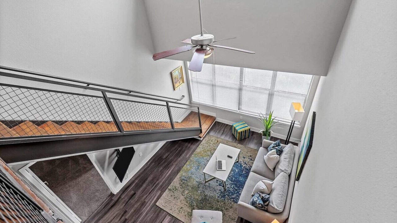 Photo of Livingroom in Downtown Fort Worth