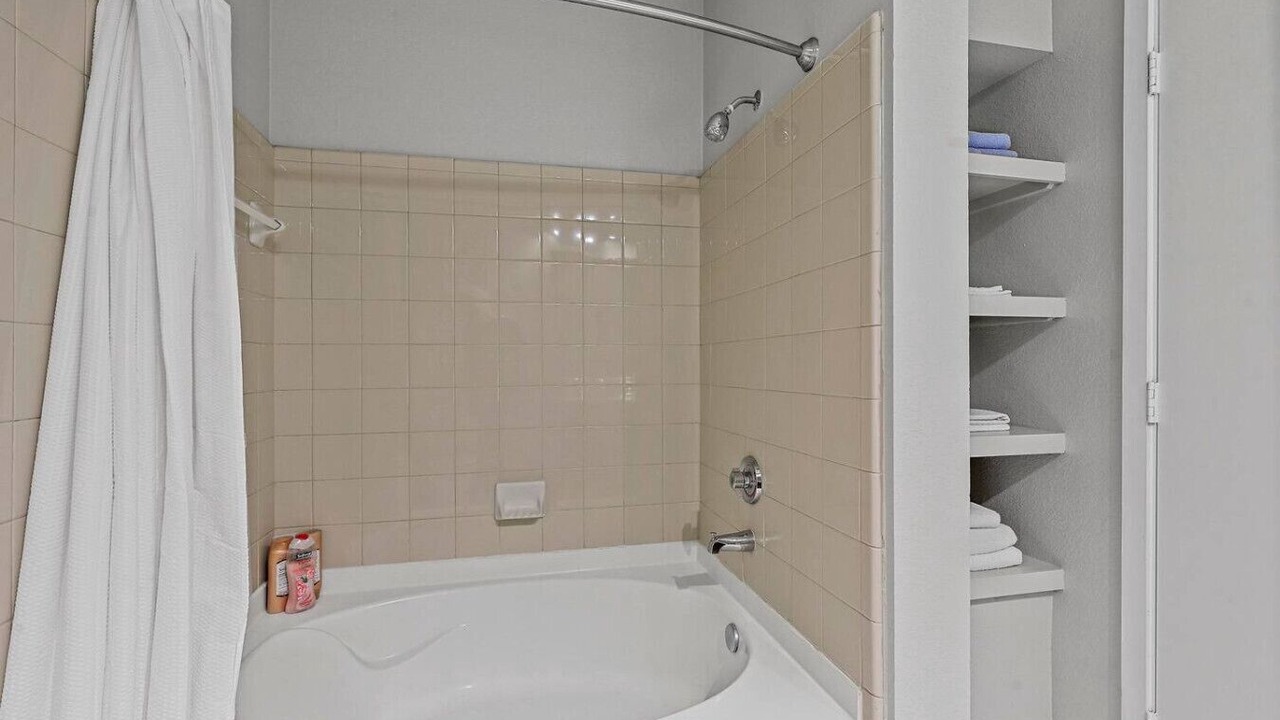 Photo of Bathroom in Downtown Fort Worth
