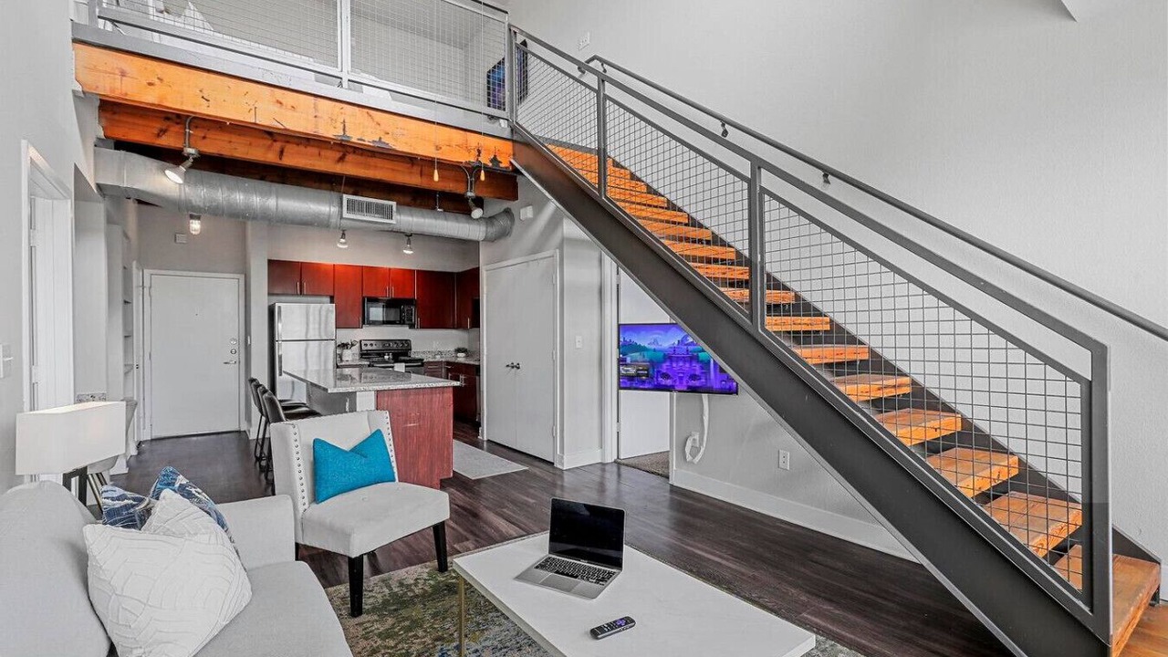 Photo of Livingroom in Downtown Fort Worth