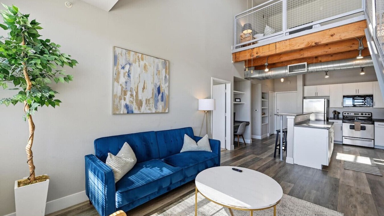 Photo of Livingroom in Downtown Fort Worth