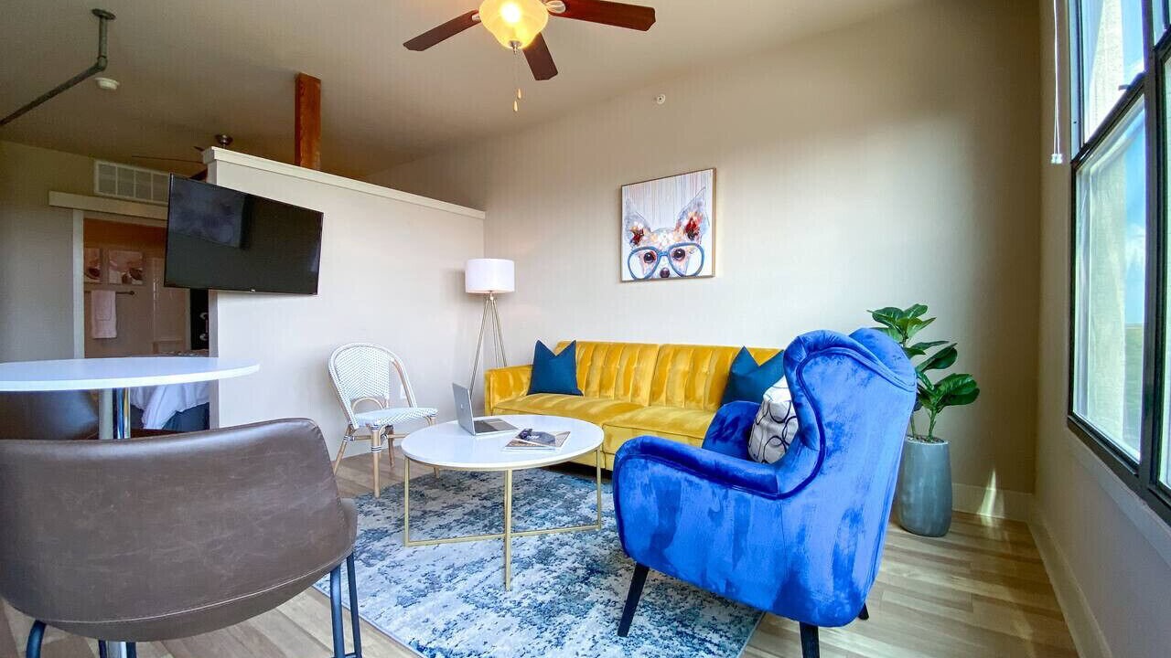 Photo of Livingroom in Downtown Fort Worth