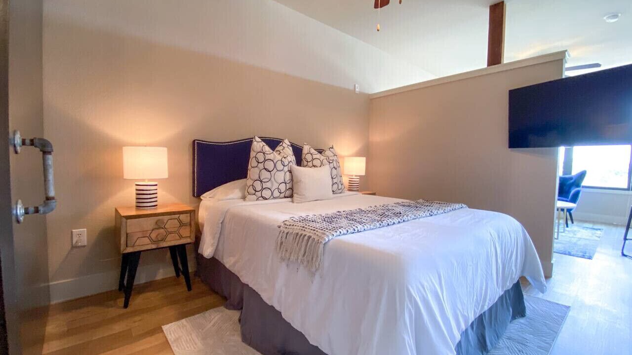 Photo of Bedroom in Downtown Fort Worth