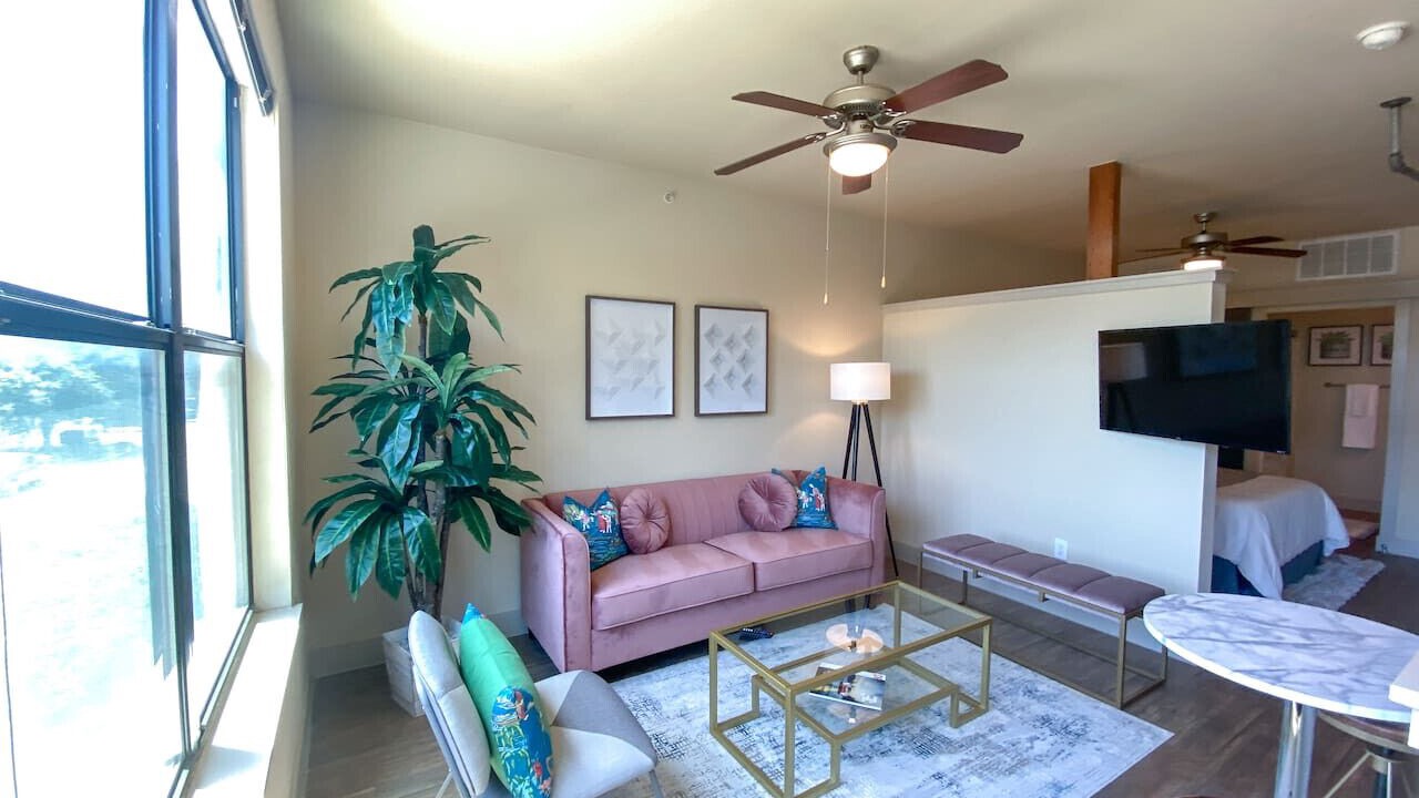 Photo of Livingroom in Downtown Fort Worth