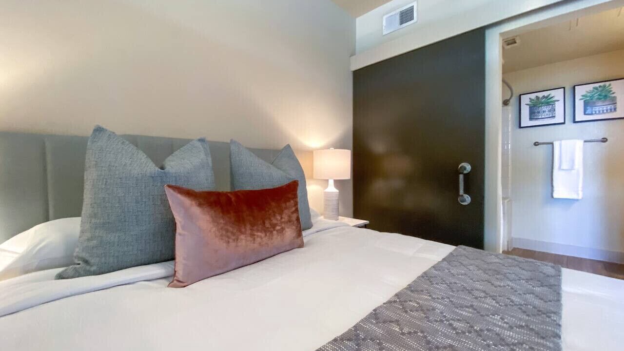 Photo of Bedroom in Downtown Fort Worth