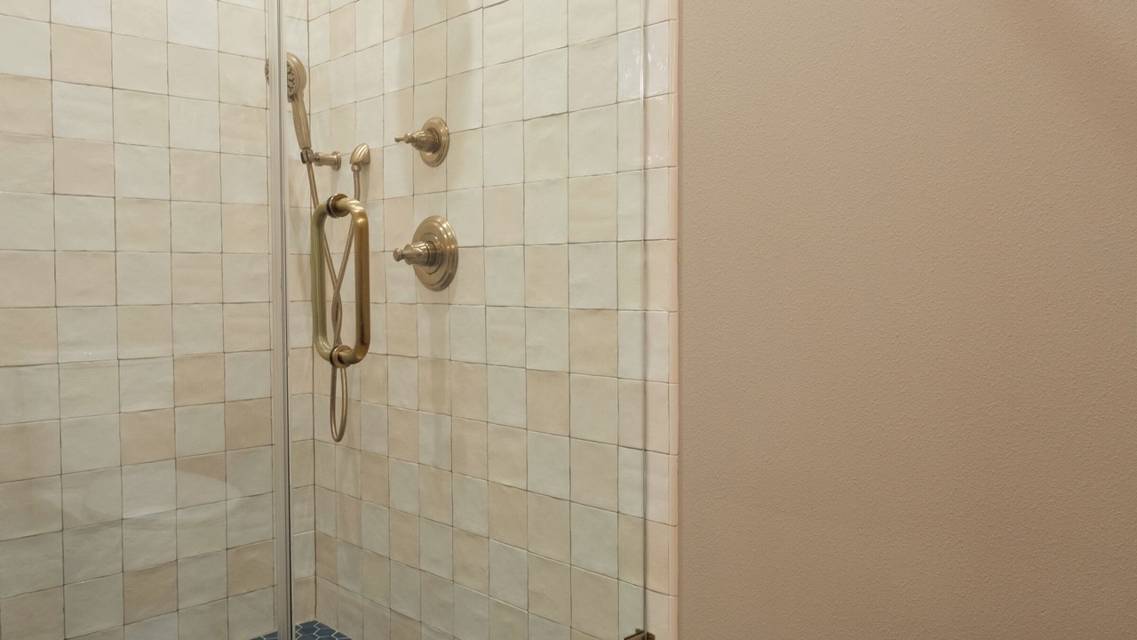 Photo of Bathroom in Hackberry