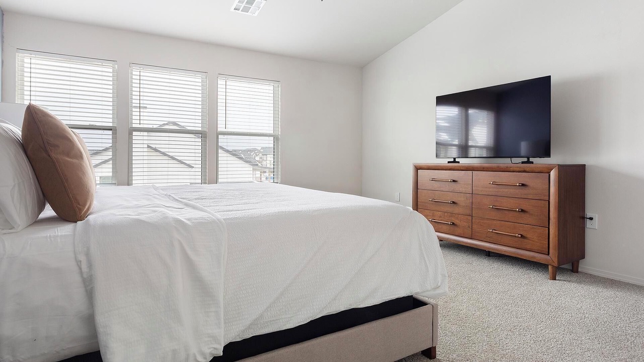 Photo of Bedroom in Broken Arrow