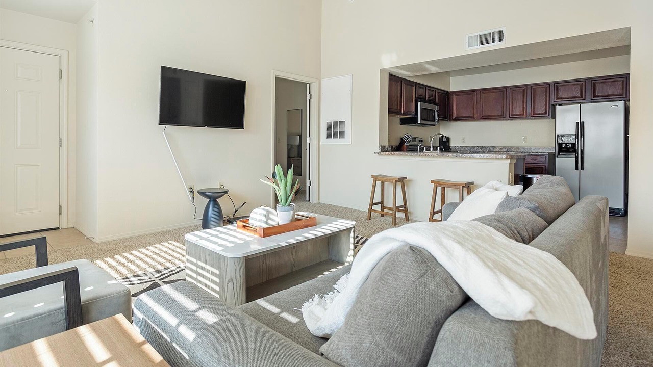 Photo of Livingroom in Broken Arrow