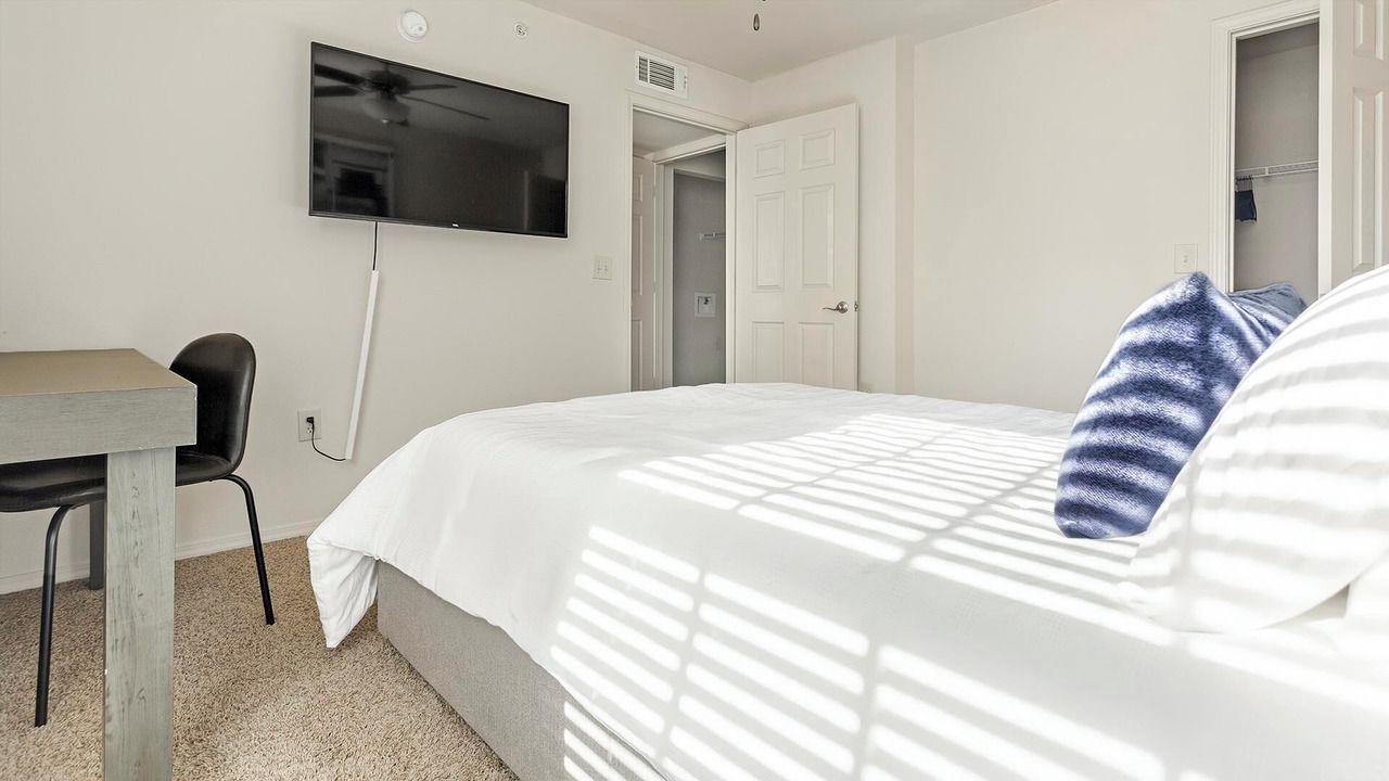 Photo of Bedroom in Broken Arrow