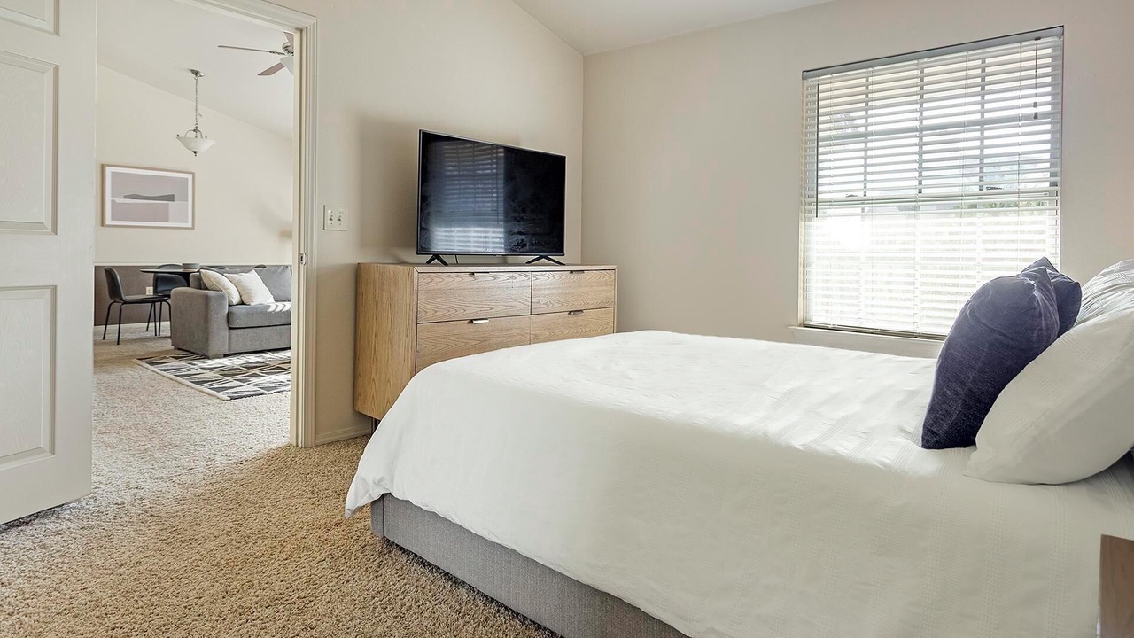 Photo of Bedroom in Broken Arrow