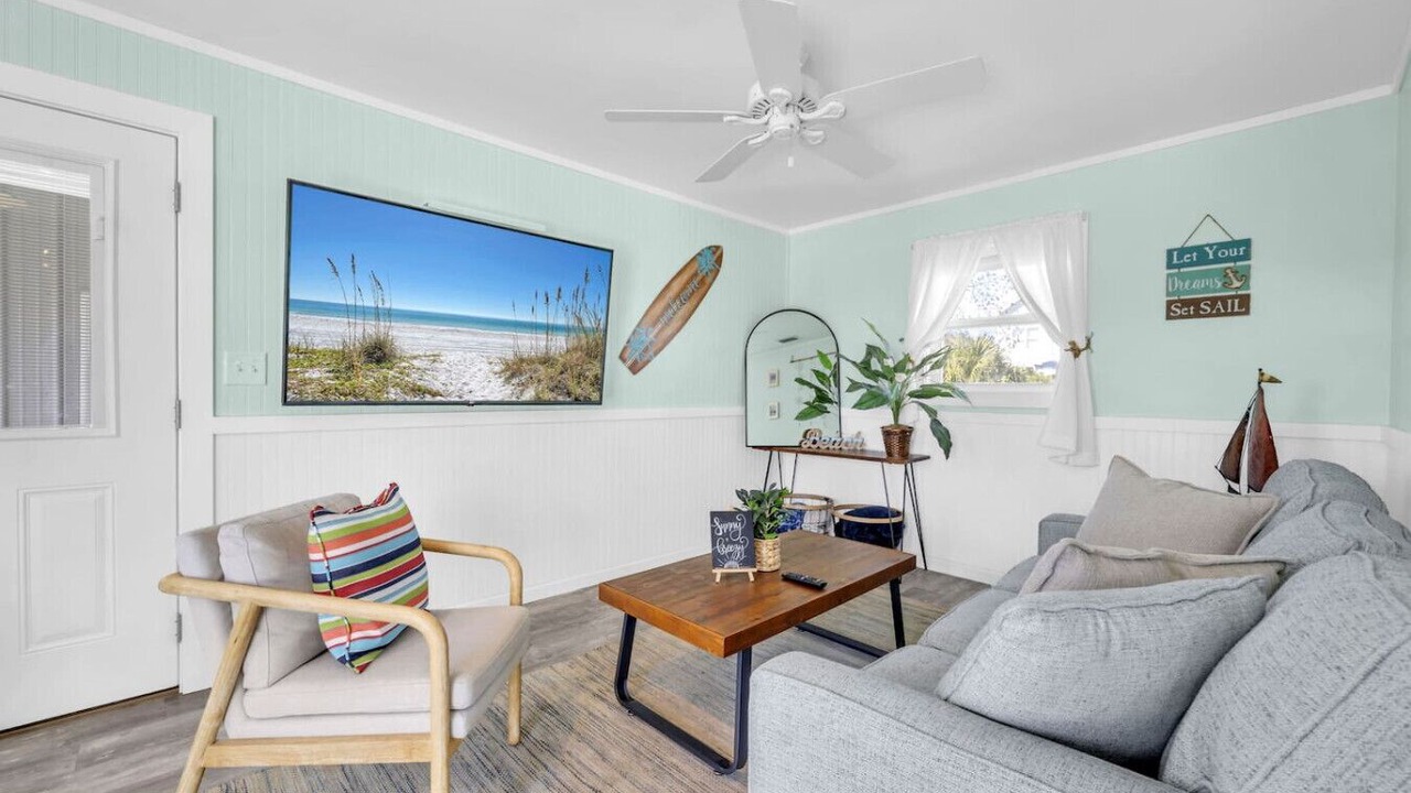 Photo of Livingroom in West Panama City Beach