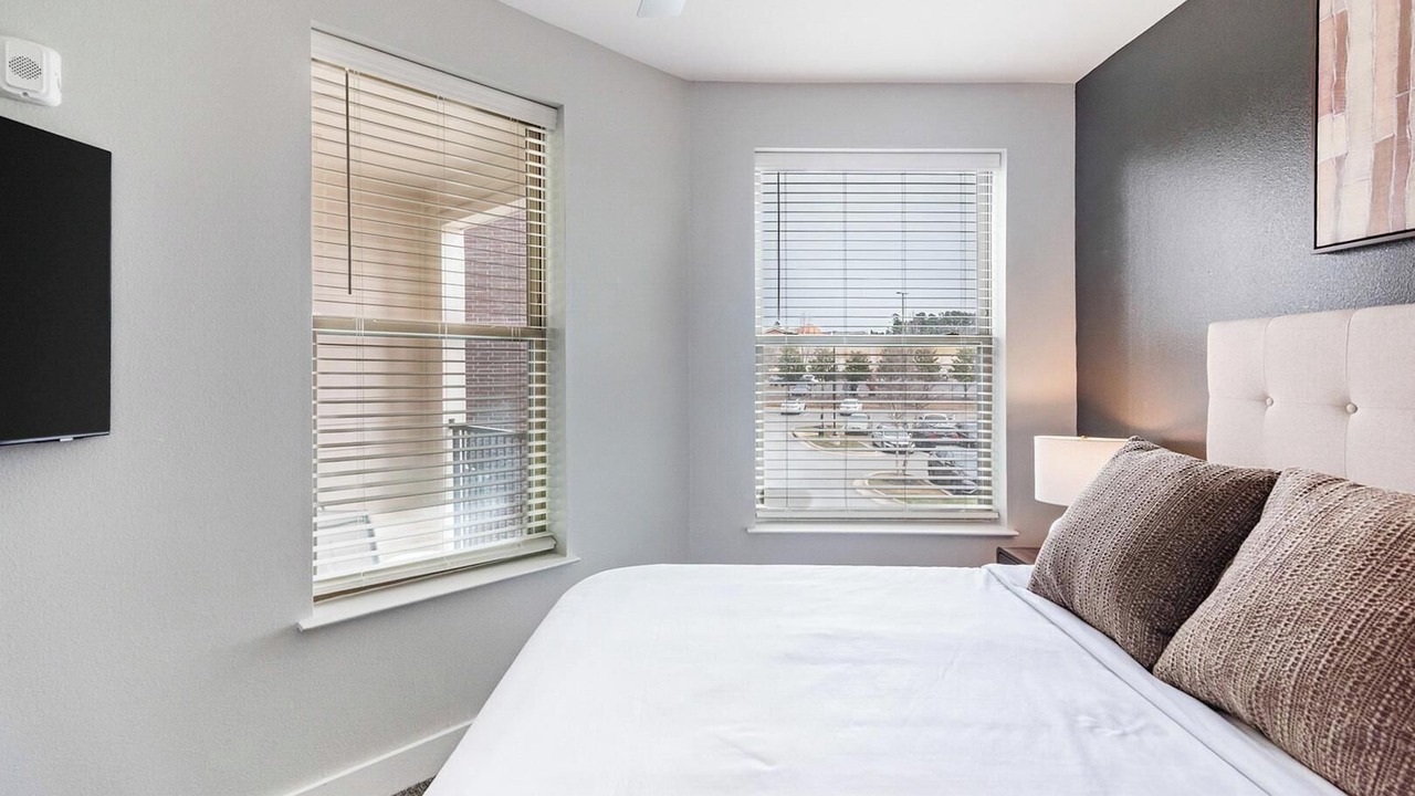 Photo of Bedroom in Ferndale