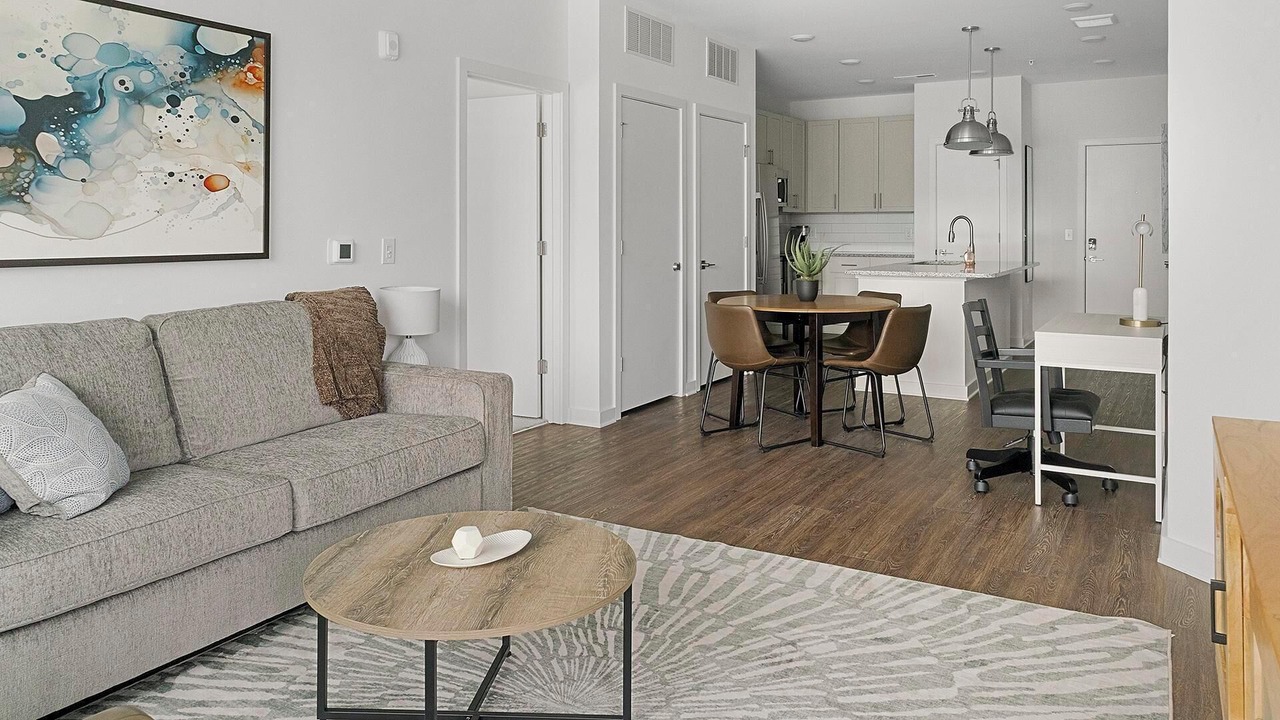 Photo of Livingroom in East Raleigh