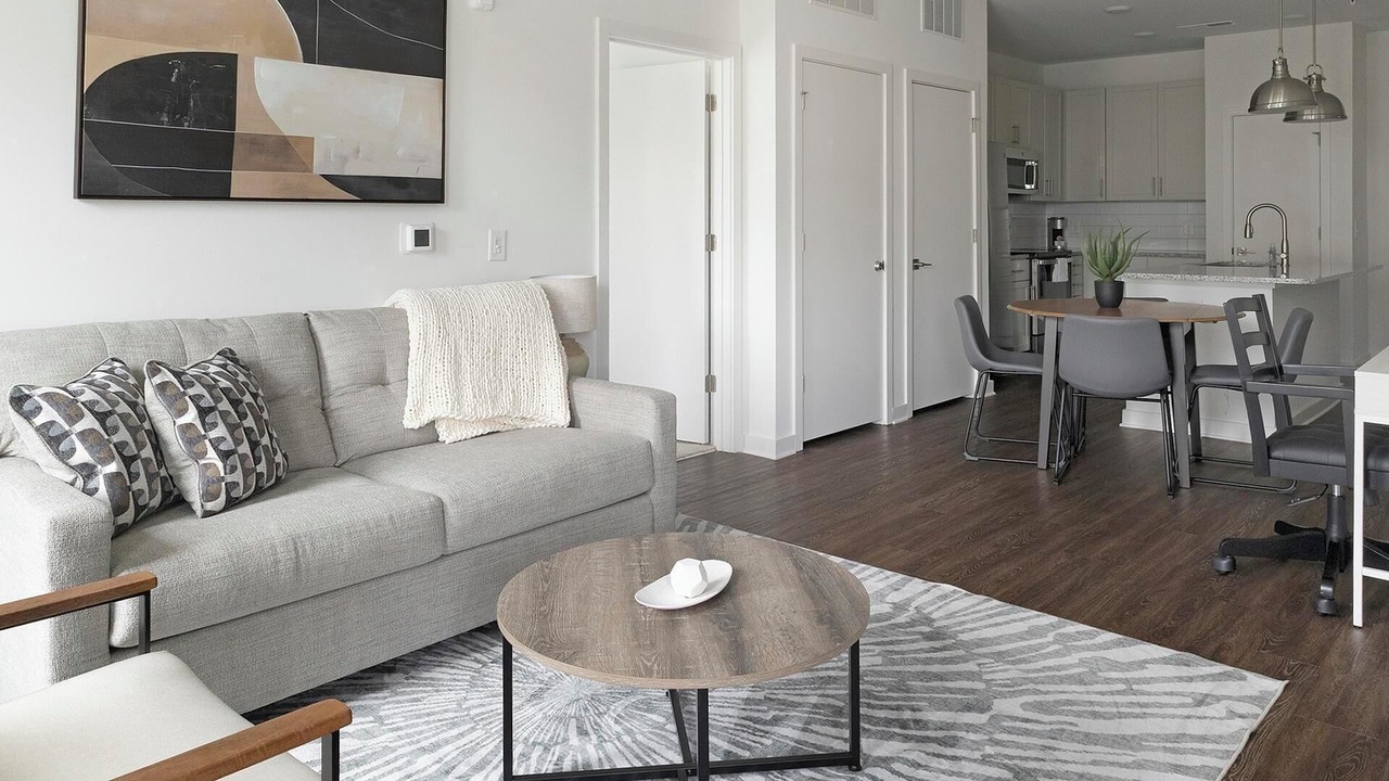 Photo of Livingroom in East Raleigh