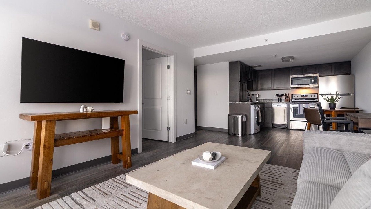 Photo of Livingroom in Downtown Hartford