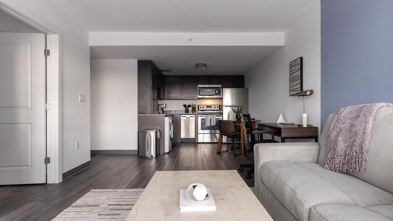 Photo of Livingroom in Downtown Hartford