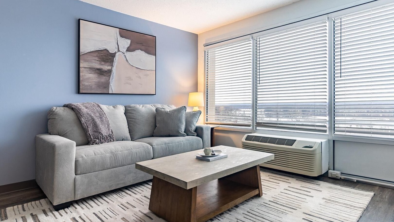 Photo of Livingroom in Downtown Hartford