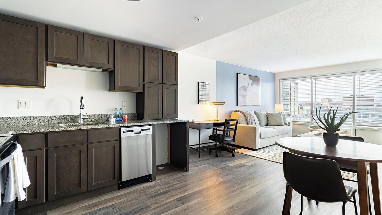 Photo of Livingroom in Downtown Hartford