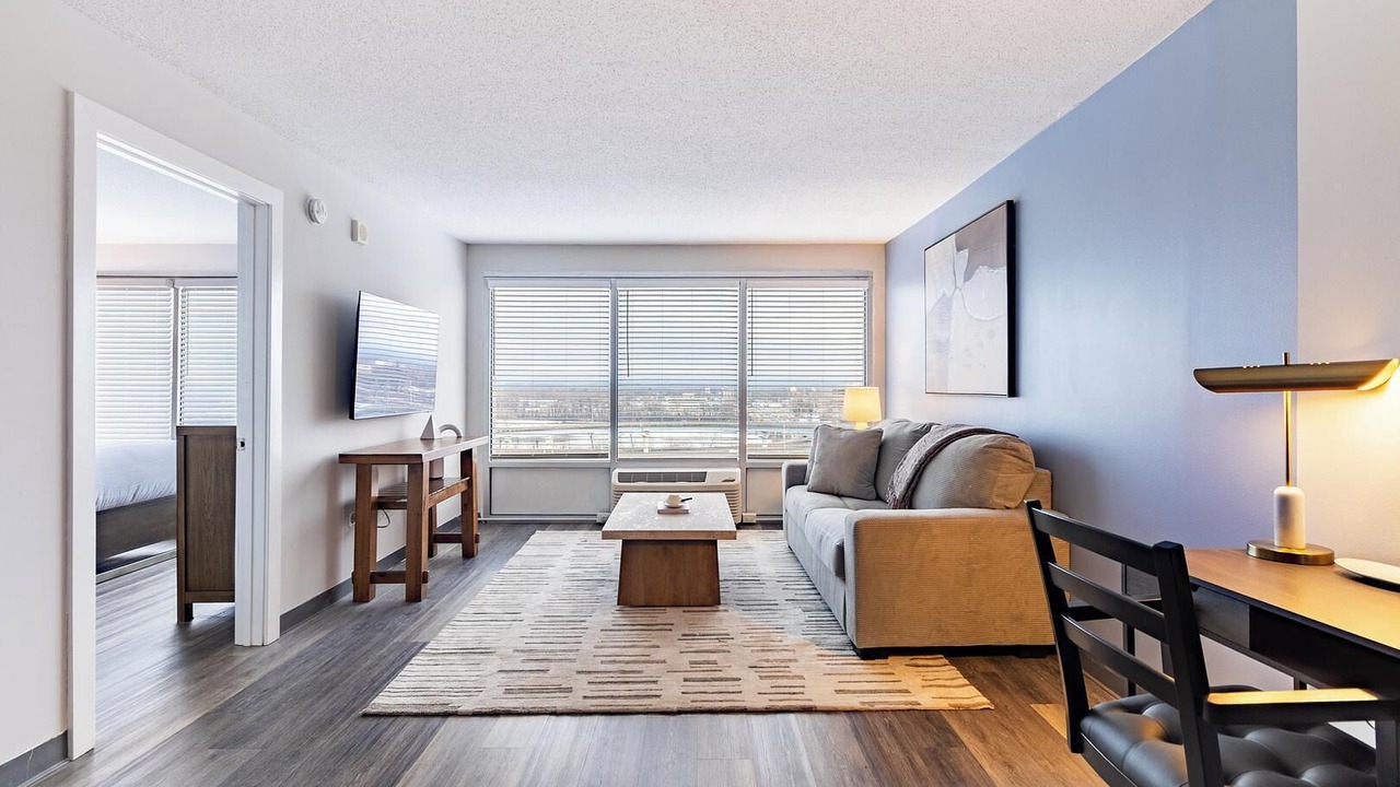 Photo of Livingroom in Downtown Hartford