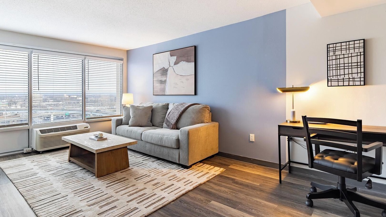 Photo of Livingroom in Downtown Hartford