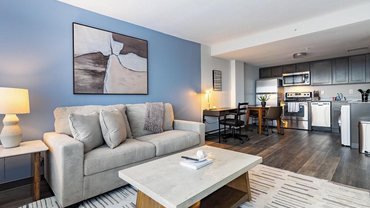 Photo of Livingroom in Downtown Hartford