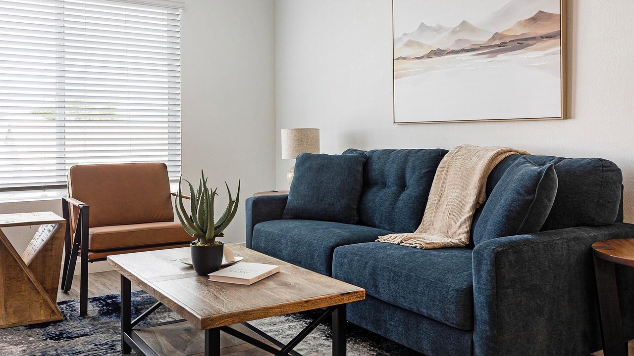 Photo of Livingroom in East Mesa
