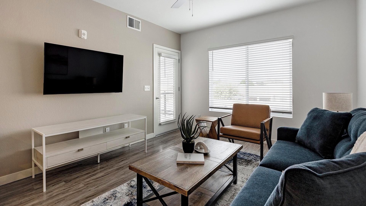 Photo of Livingroom in East Mesa