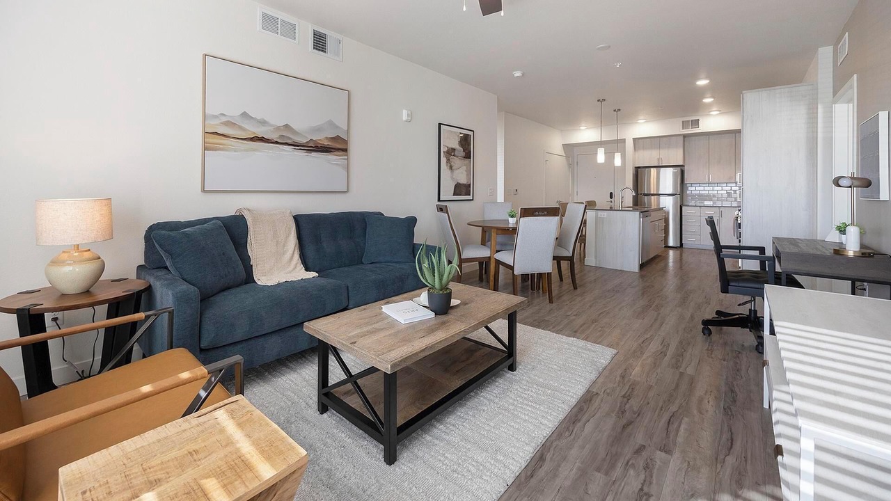 Photo of Livingroom in East Mesa