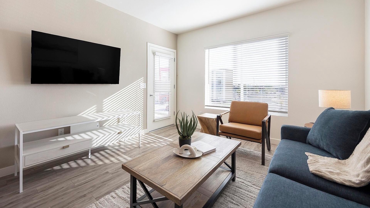Photo of Livingroom in East Mesa