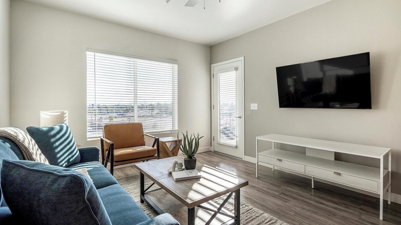 Photo of Livingroom in East Mesa