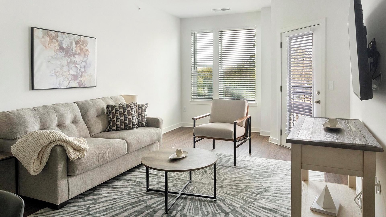 Photo of Livingroom in East Raleigh