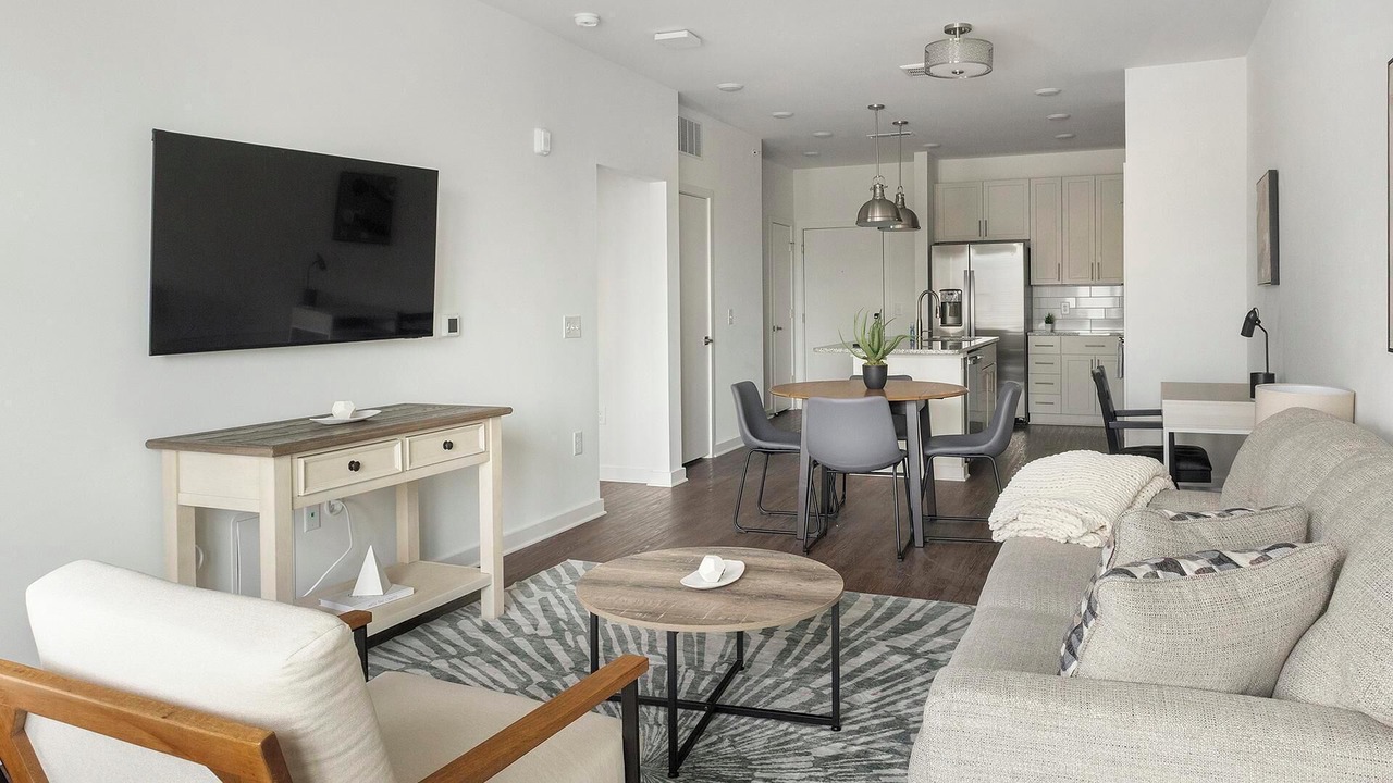 Photo of Livingroom in East Raleigh
