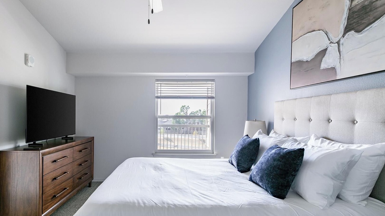 Photo of Bedroom in Yukon