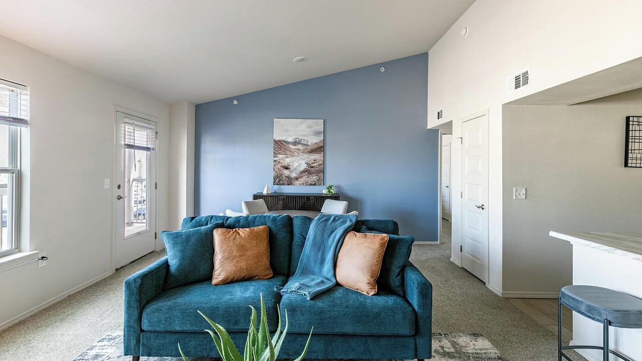 Photo of Livingroom in Yukon