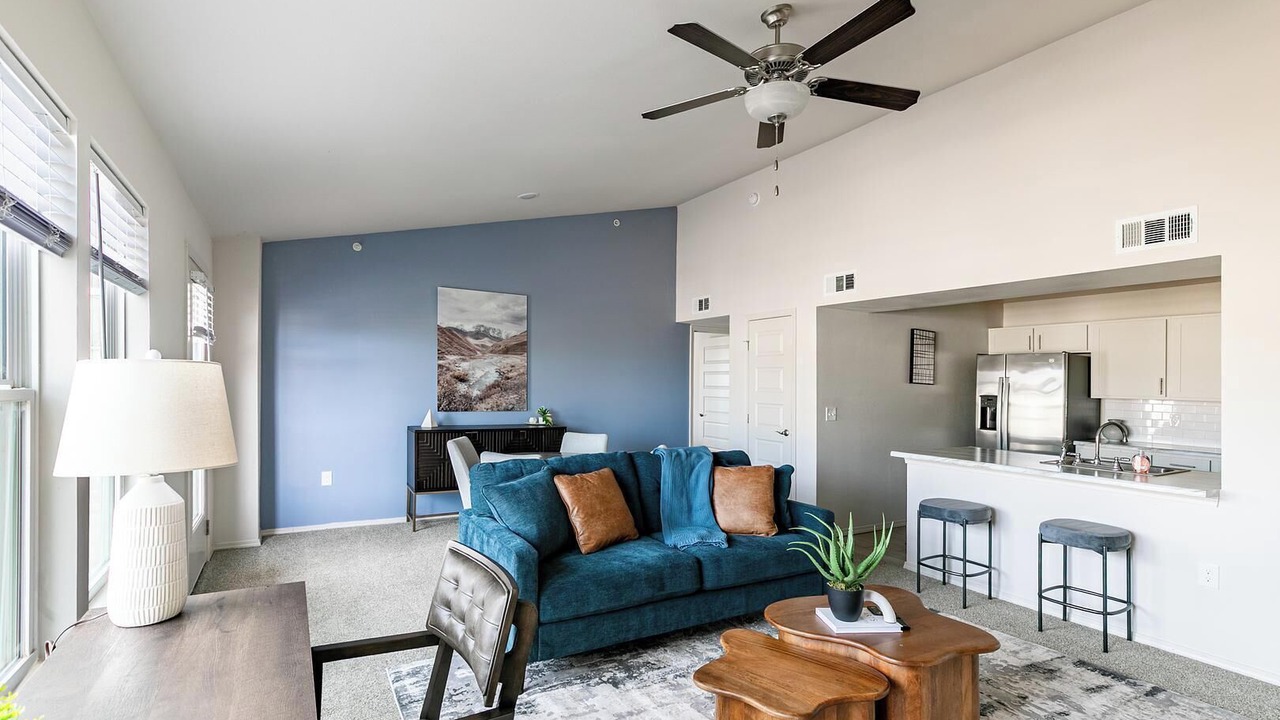 Photo of Livingroom in Yukon