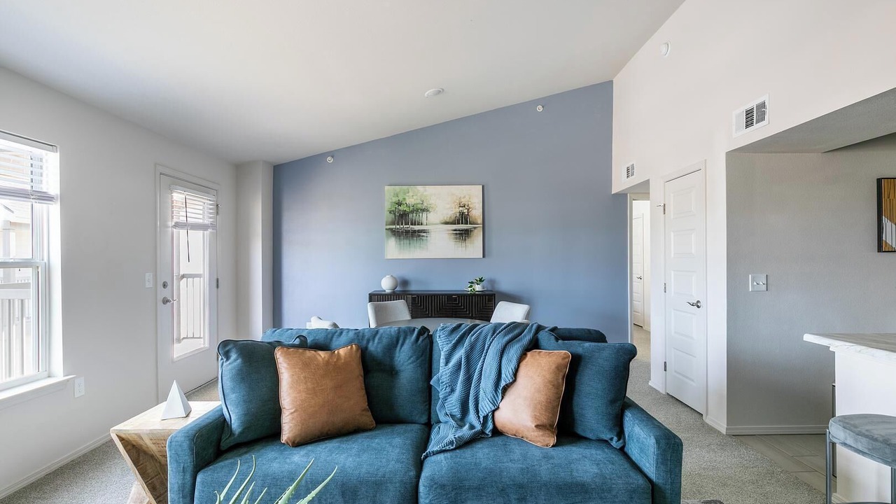 Photo of Livingroom in Yukon