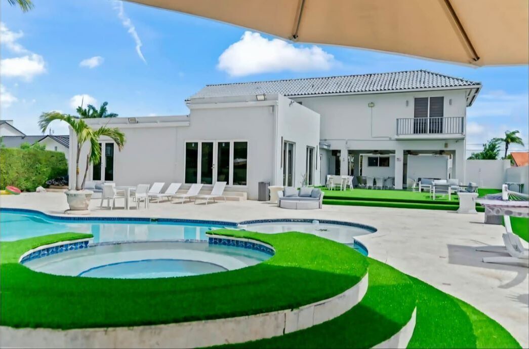 Photo of Outdoor in Tamiami