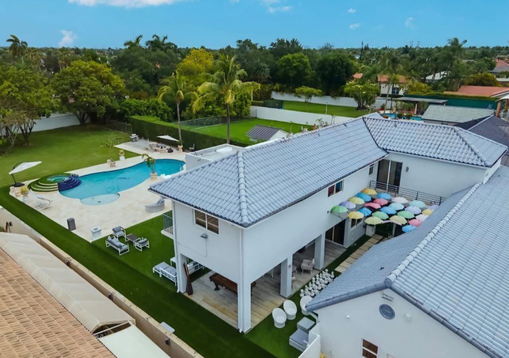 Photo of Outdoor in Tamiami