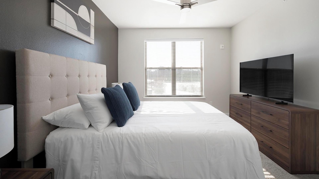 Photo of Bedroom in Ferndale