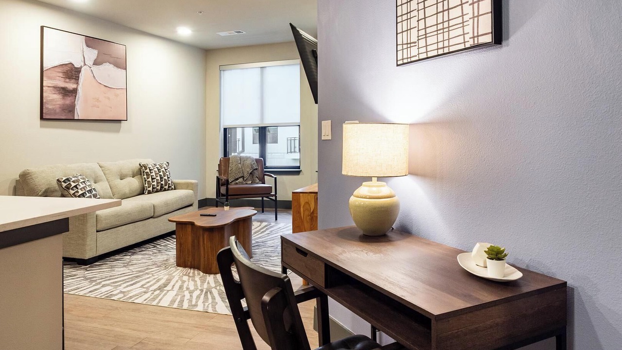 Photo of Livingroom in Blue Dome District