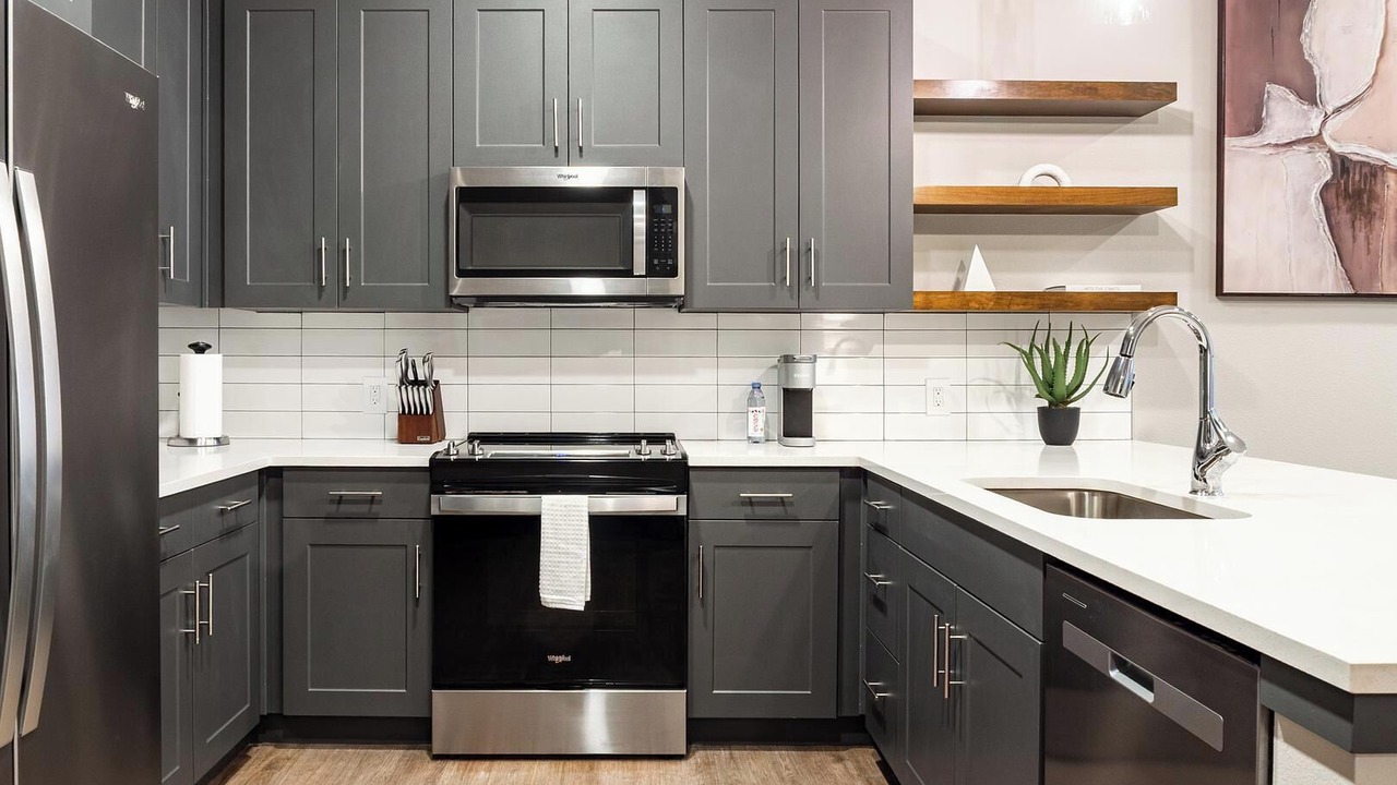 Photo of Kitchen in Blue Dome District