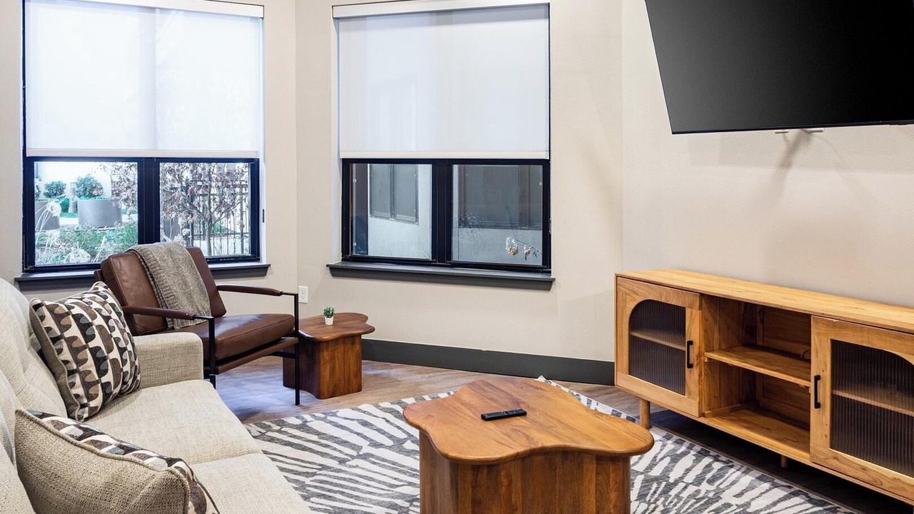Photo of Livingroom in Blue Dome District