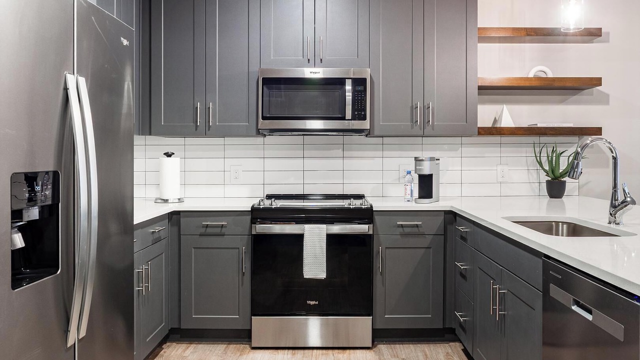 Photo of Kitchen in Blue Dome District