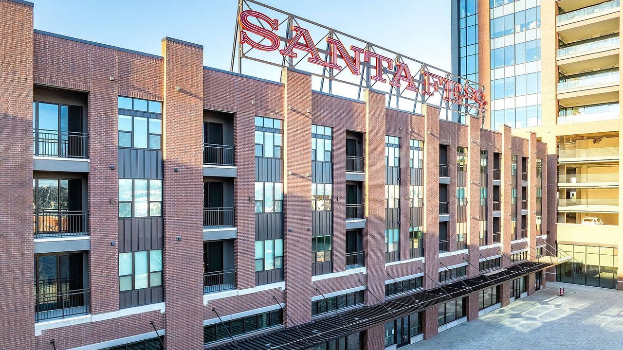 Photo of Outdoor in Blue Dome District