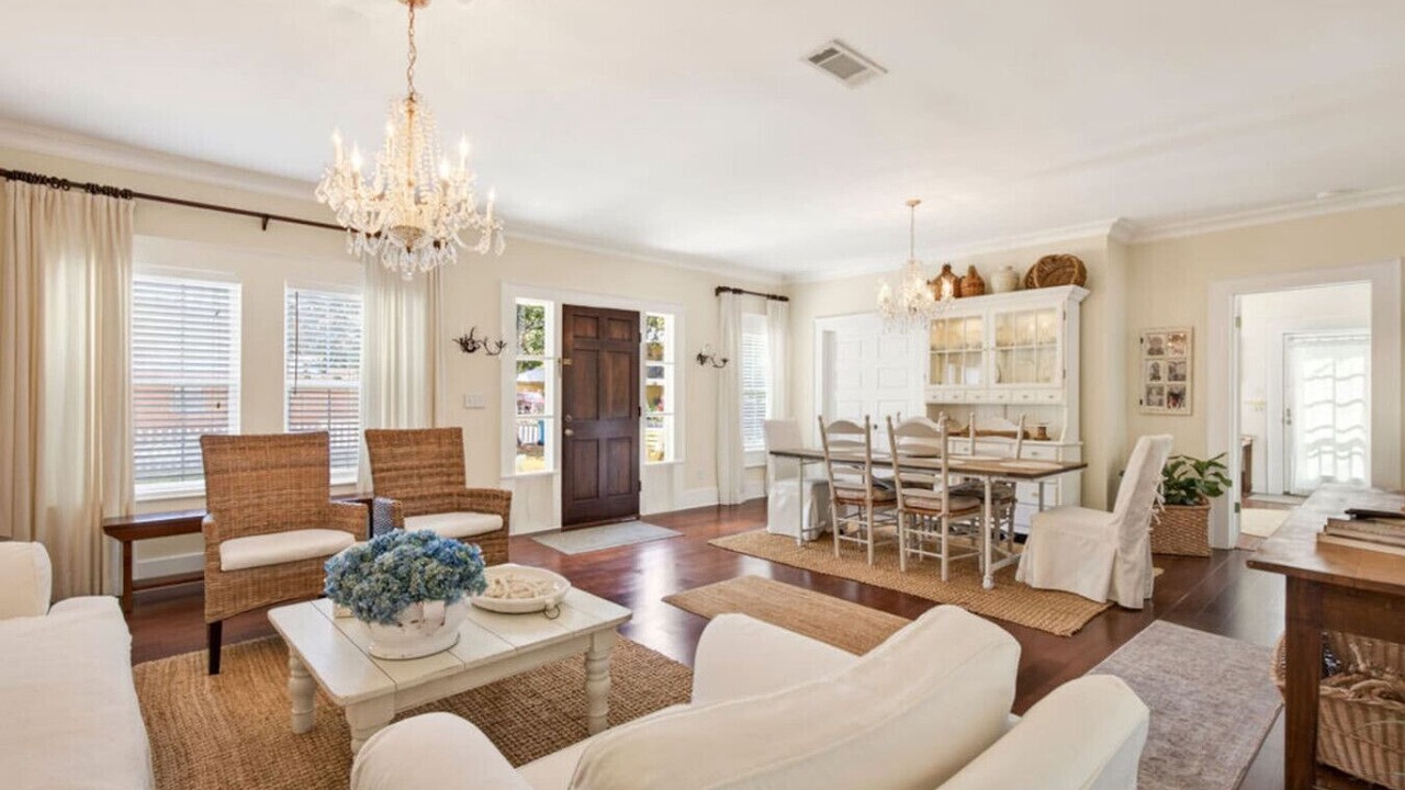 Photo of Livingroom in Biloxi