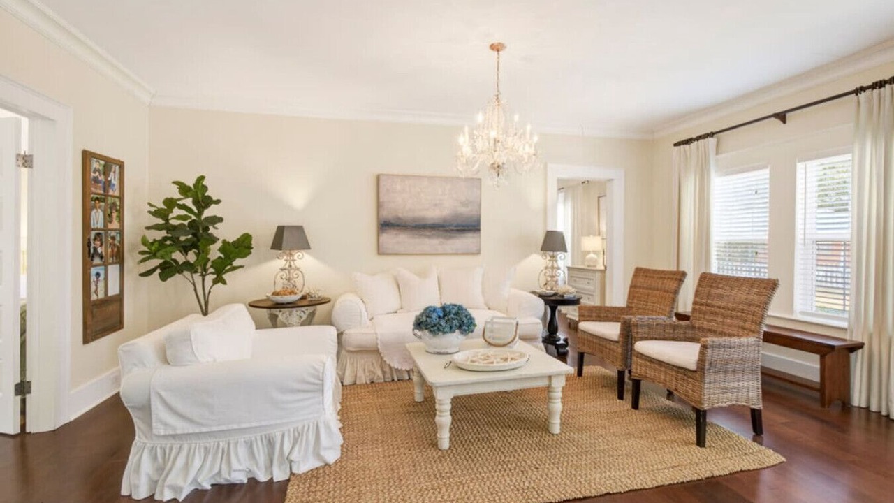 Photo of Livingroom in Biloxi