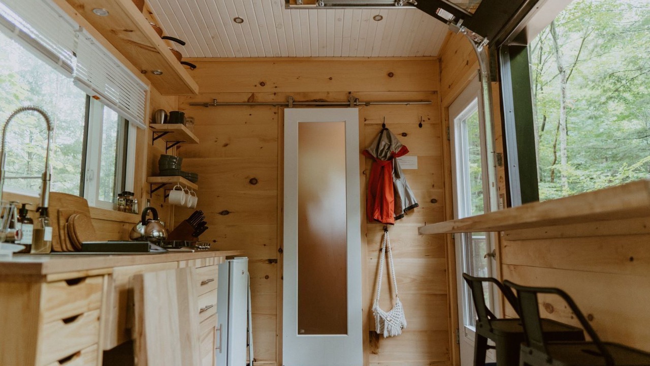 Photo of Kitchen in Dysart et al