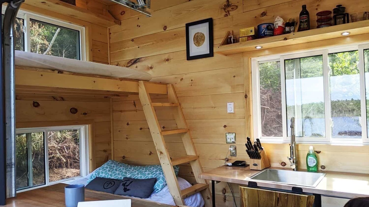 Photo of Bedroom in Dysart et al