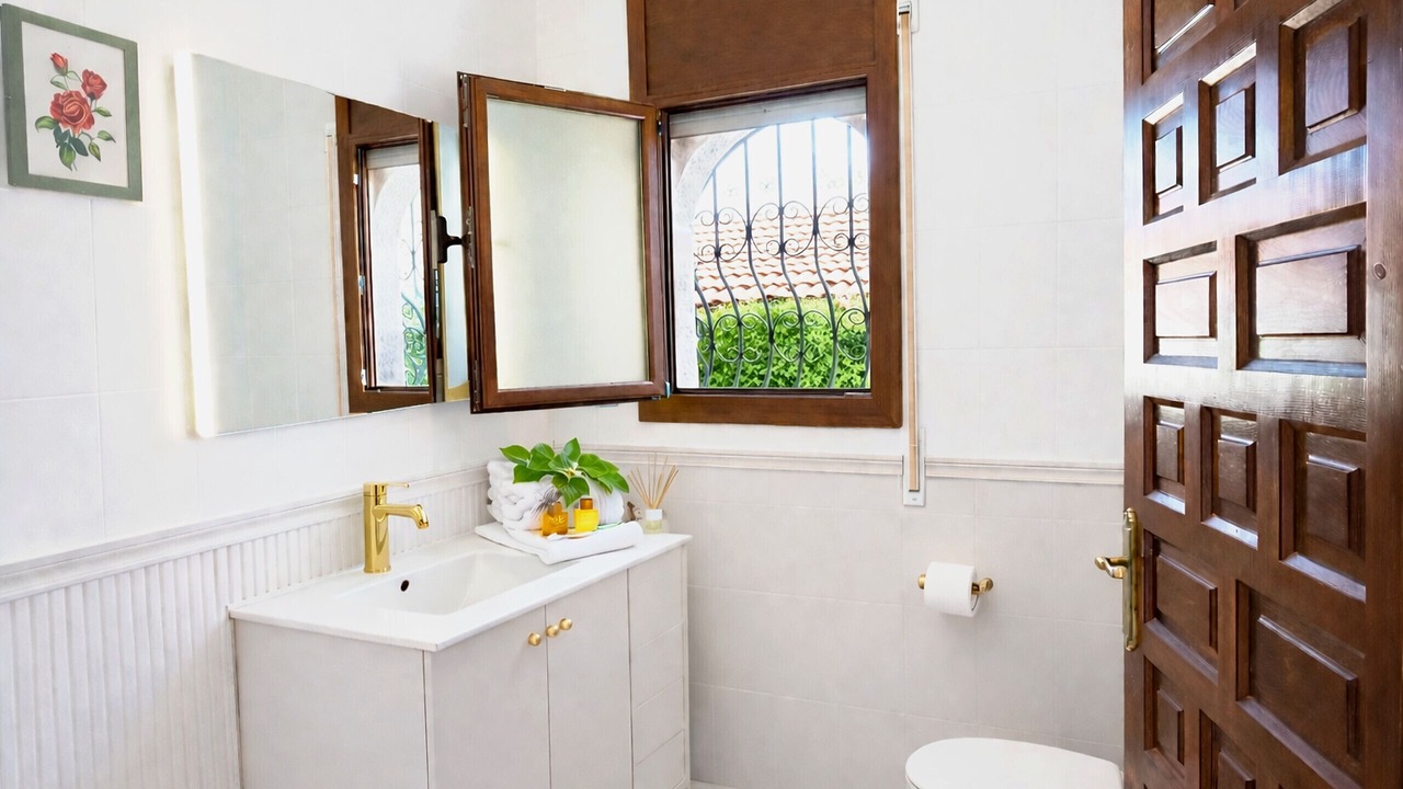 Photo of Bathroom in Miami Platja