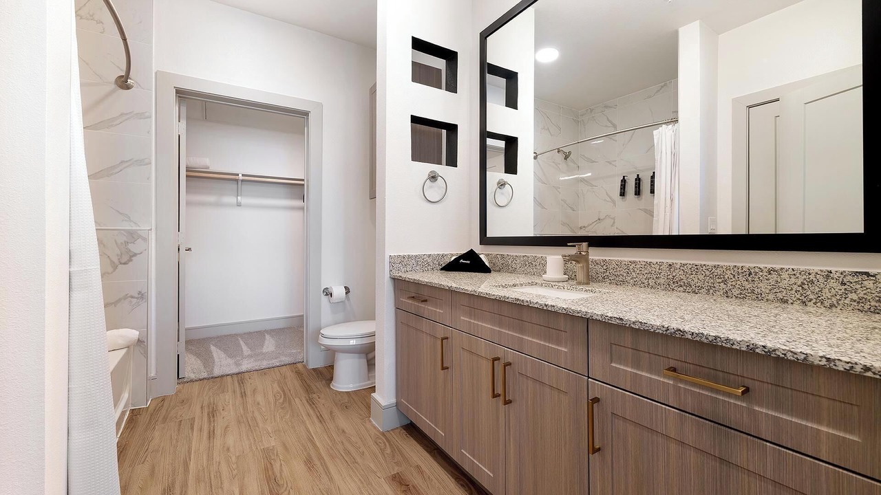 Photo of Bathroom in Scofield Farms
